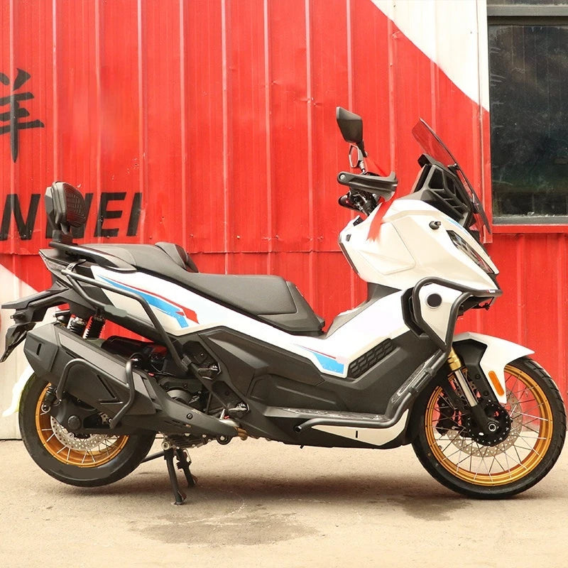 White VOGE SR450X side view with rear crash bar