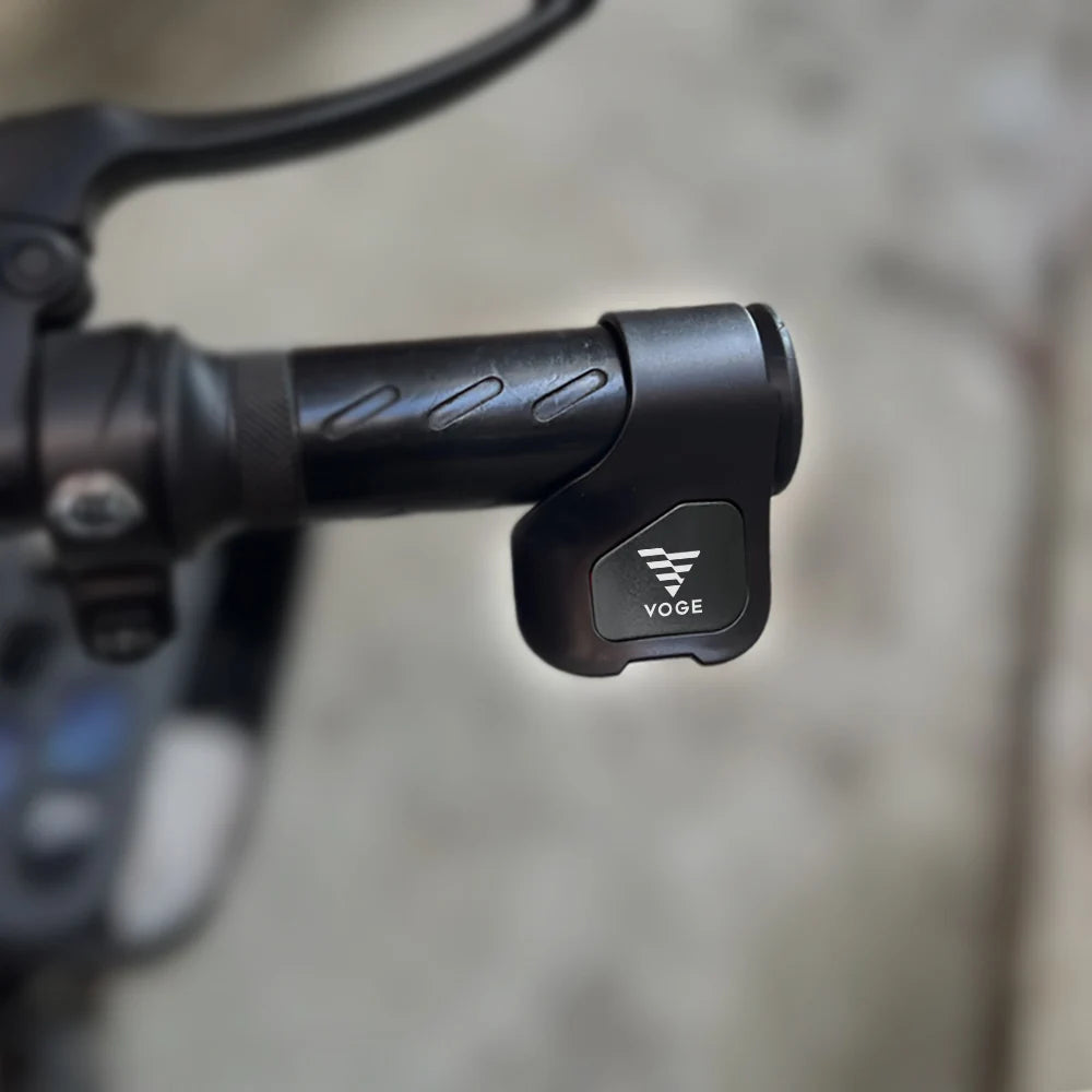 Acceleratore per moto con clip di assistenza per la presa dell'acceleratore per VOGE