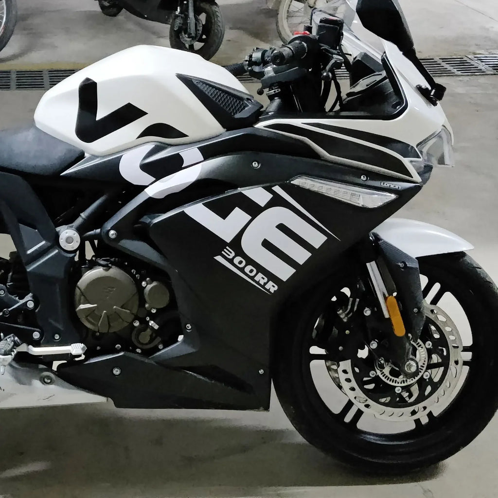 VOGE 300RR / 300R Anti-Skid Fuel Tank Side Stickers