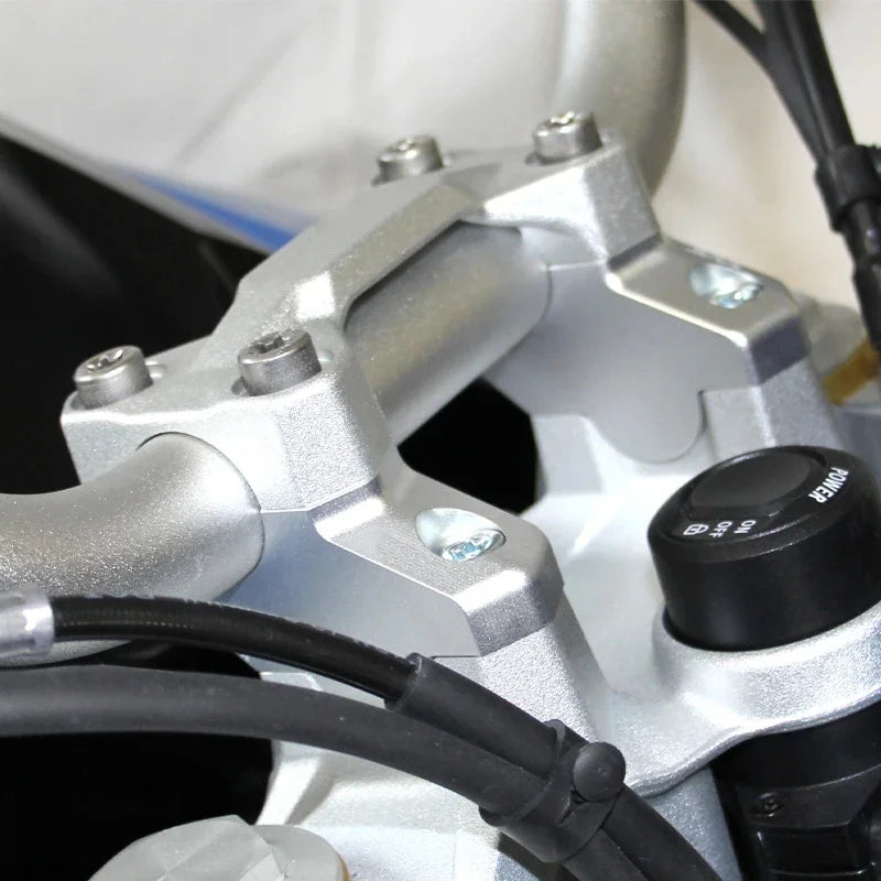 Kit di sollevamento del manubrio per VOGE Valico DSX900 / DS900X (2024–)