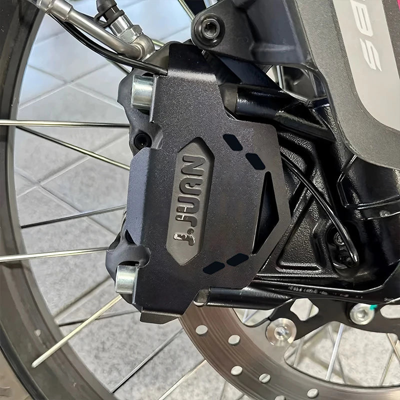 Cubierta protectora de pinza de freno trasero y sensor ABS para Voge Valico 900 DSX (2024-2025)