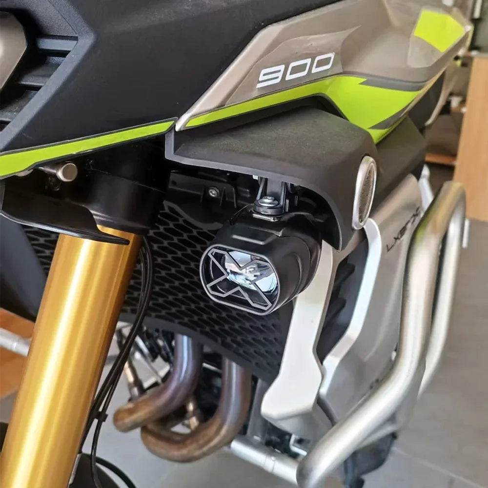 Fog Light Protector Guard for VOGE DSX 525 / 625 / 800 / 900 – Motorcycle Fog Lamp Cover (2023–2025)